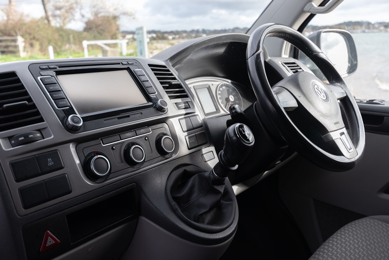 VW Transporter T5.1 140bhp SWB Sportline - Dashboard