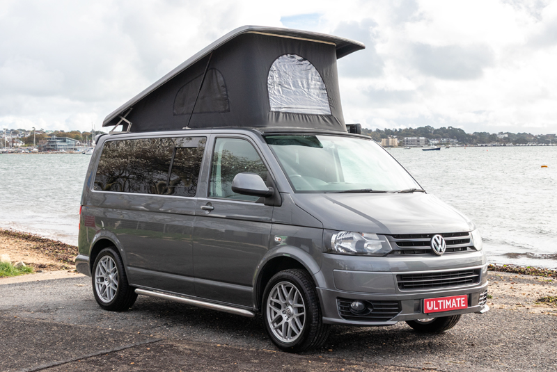 VW Transporter T5.1 140bhp SWB Sportline - Front Right Roof Up