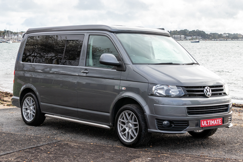 VW Transporter T5.1 140bhp SWB Sportline - Front Right