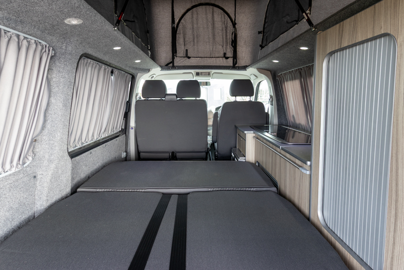 VW Transporter T5.1 140bhp SWB Sportline - Rear Looking Through