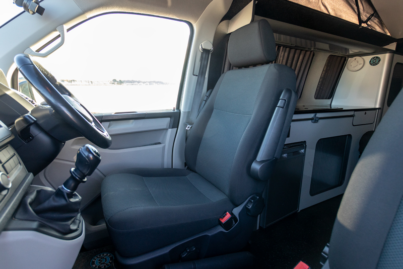 VW Transporter T6 140bhp 6 Speed Highline - Drivers Seat