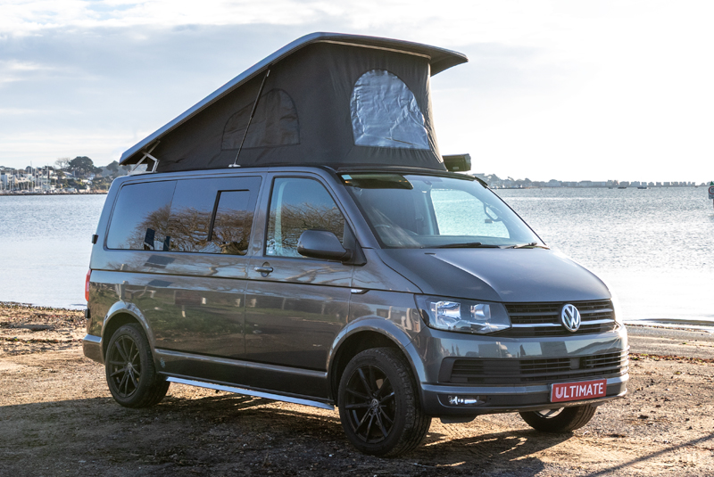 VW Transporter T6 140bhp 6 Speed Highline - Front Right Roof Up