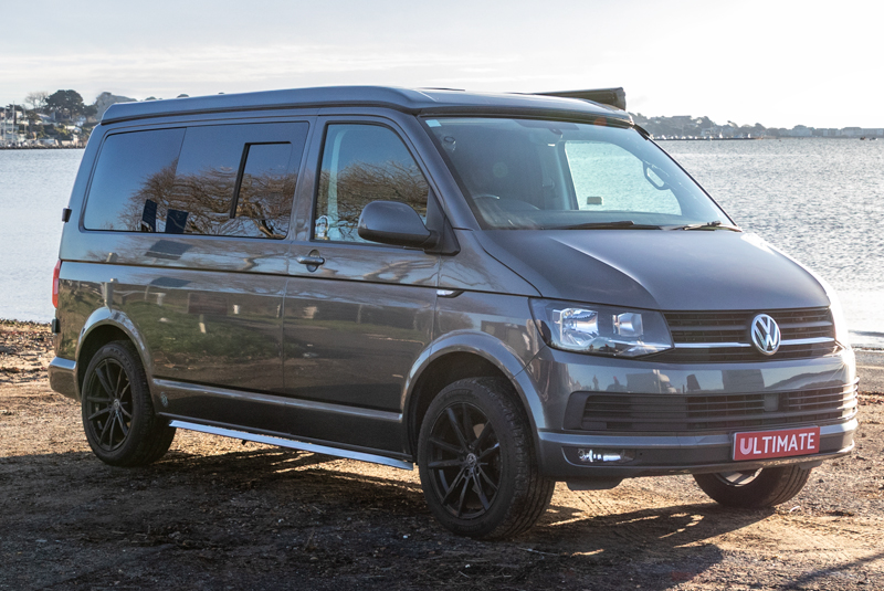 VW Transporter T6 140bhp 6 Speed Highline - Front Right