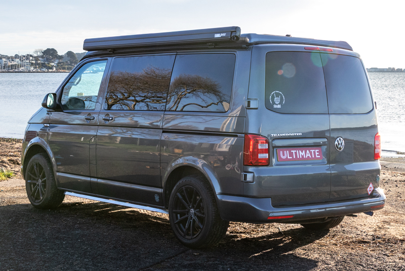 VW Transporter T6 140bhp 6 Speed Highline - Rear Left