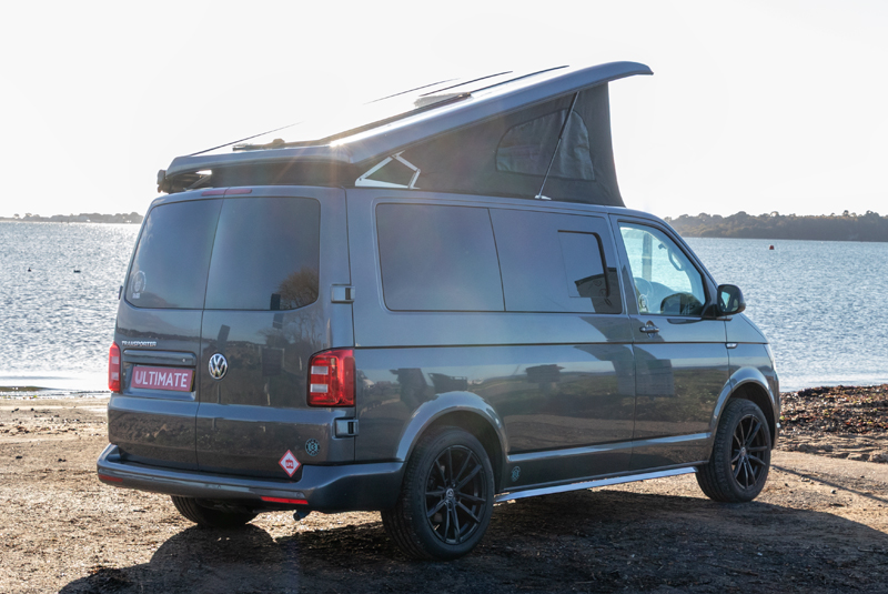 VW Transporter T6 140bhp 6 Speed Highline - Rear Right Roof Up