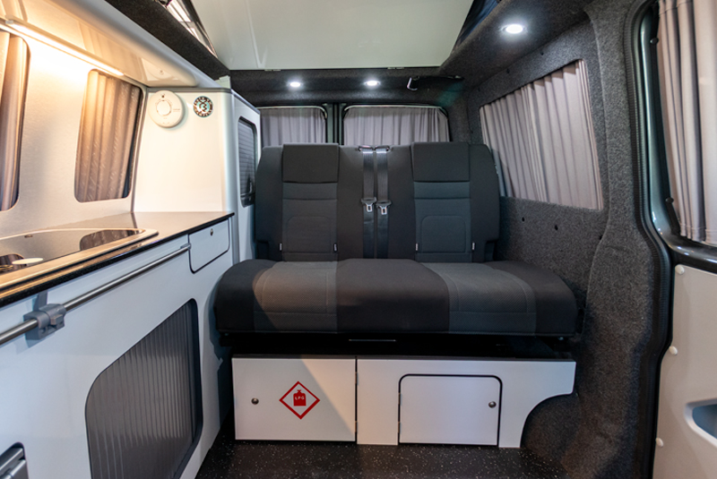 VW Transporter T6 140bhp 6 Speed Highline - Rear Seats