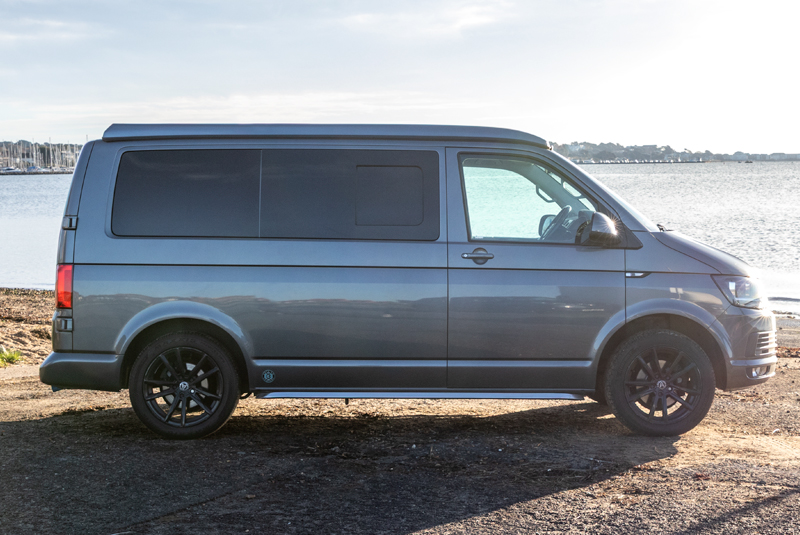 VW Transporter T6 140bhp 6 Speed Highline - Right Side