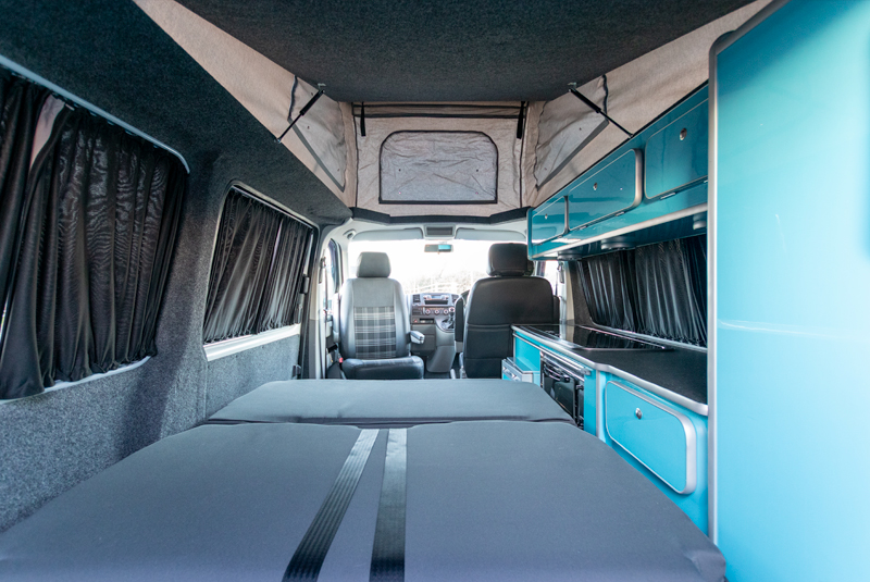 VW Transporter T5.1 140bhp SWB Monte Carlo Sportline - Looking Through