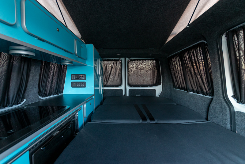 VW Transporter T5.1 140bhp SWB Monte Carlo Sportline - Rear Looking Through