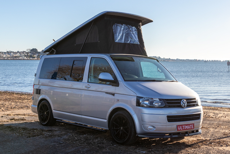 VW Transporter T5.1 140bhp SWB Sportline - Front Right Roof Up