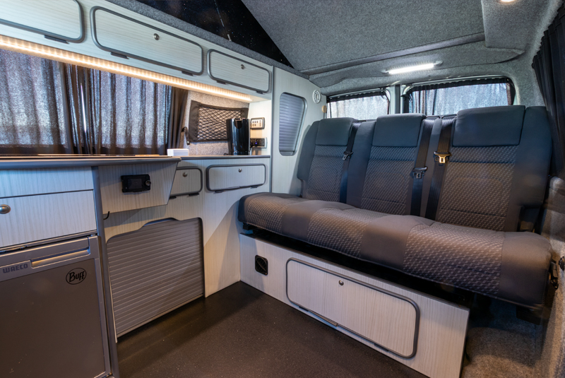 VW Transporter T5.1 140bhp SWB Sportline - Interior