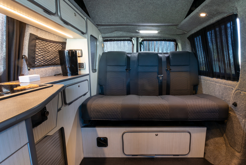 VW Transporter T5.1 140bhp SWB Sportline - Rear Seats