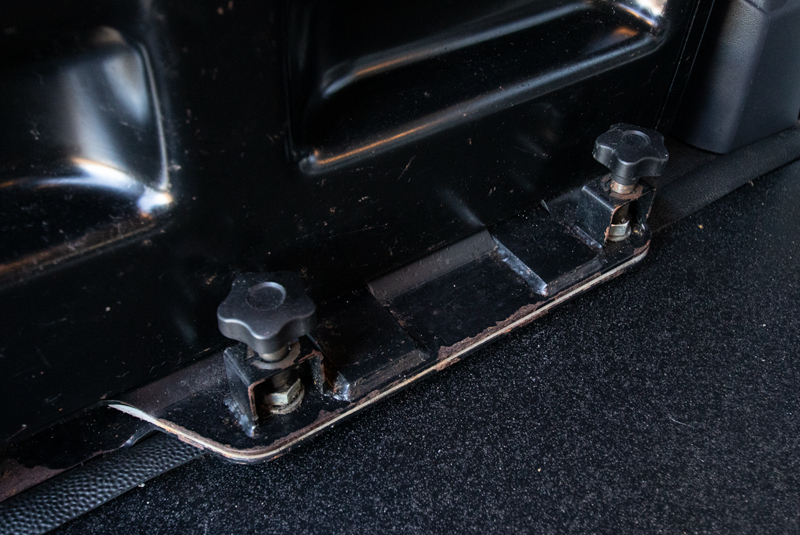 VW Transporter T5.1 140bhp SWB Sportline - Swivel