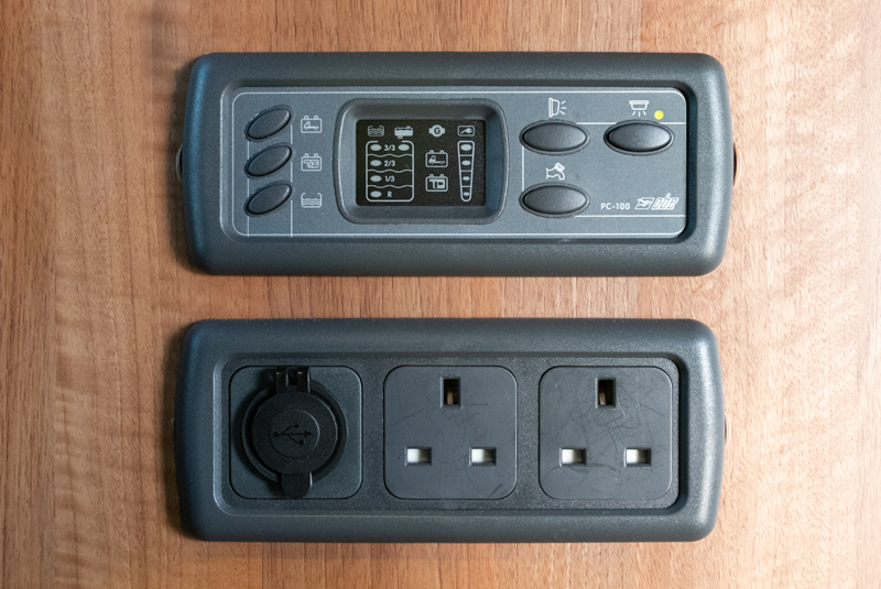 Transporter T5.1 Camper King Monte Carlo - Electronics