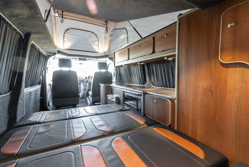 Transporter T5.1 Camper King Monte Carlo - Furniture