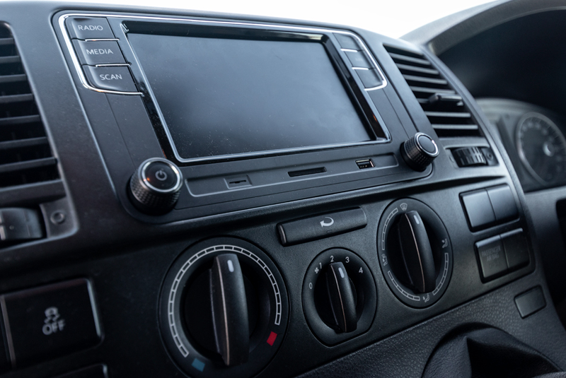 Transporter T5.1 Camper King Monte Carlo - Media Player