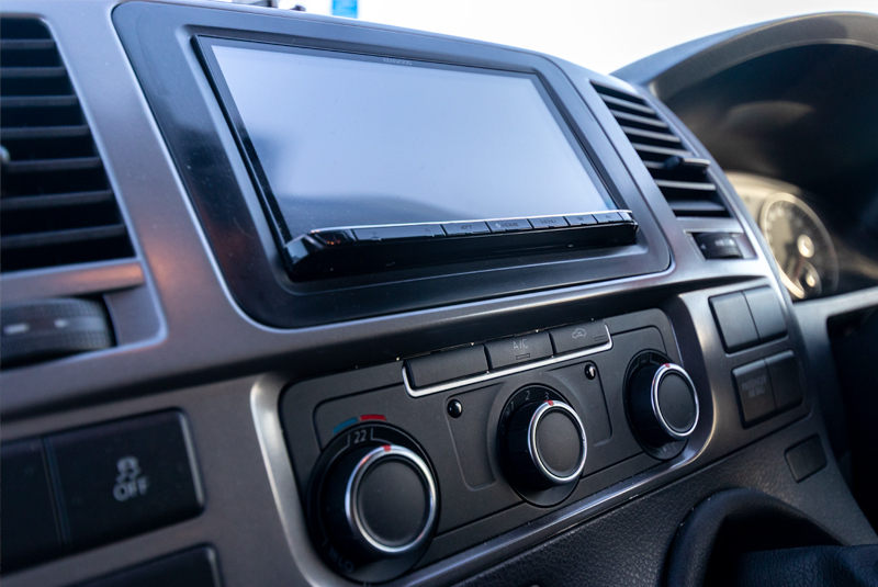 VW Transporter T5.1 140bhp SWB Highline - Media Player