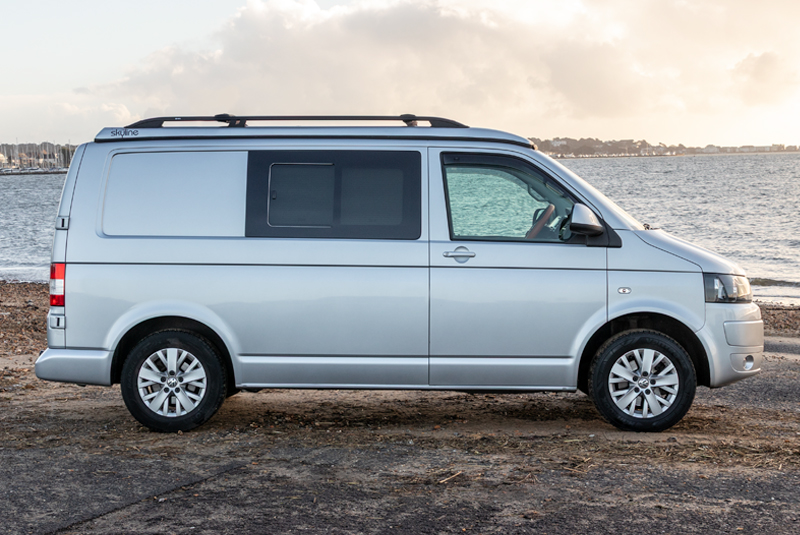 VW Transporter T5.1 140bhp SWB Highline - Right Side