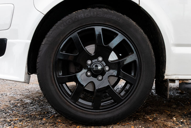 VW Transporter T5.1 Funky Dubz Camper - Wheels