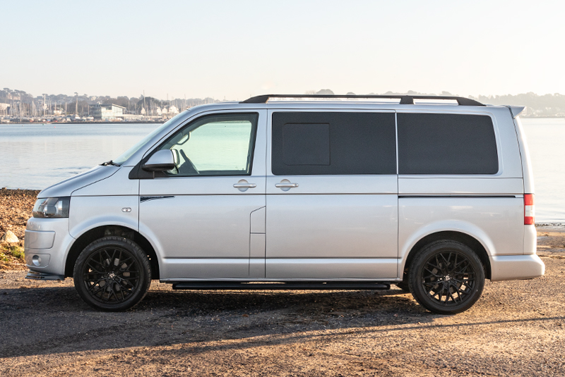 VW Transporter T5.1 140bhp SWB Highline - Left Side