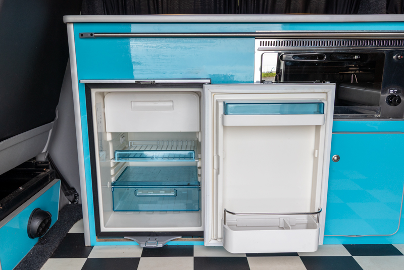 VW Transporter T5.1 140bhp SWB Monte Carlo Sportline - Fridge