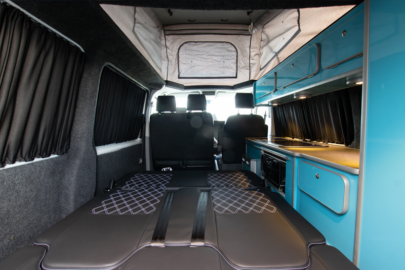 VW Transporter T5.1 140bhp SWB Monte Carlo Sportline - Rear Looking Through