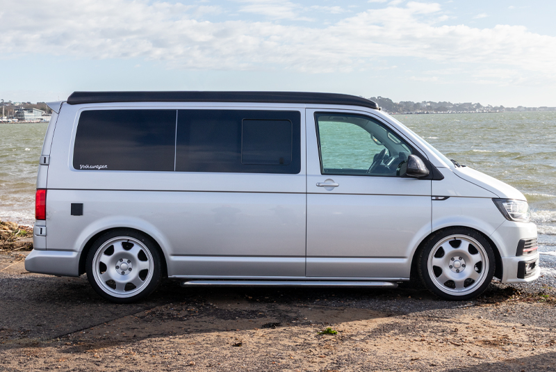 VW Transporter T6 140bhp SWB Sportline - Right Side