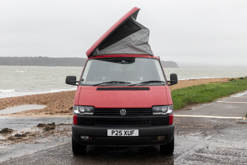 VW Transporter T4 84bhp SWB Camper - Front Roof Up