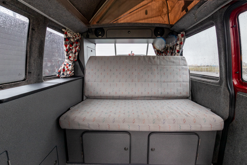 VW Transporter T4 84bhp SWB Camper - Rear Seats