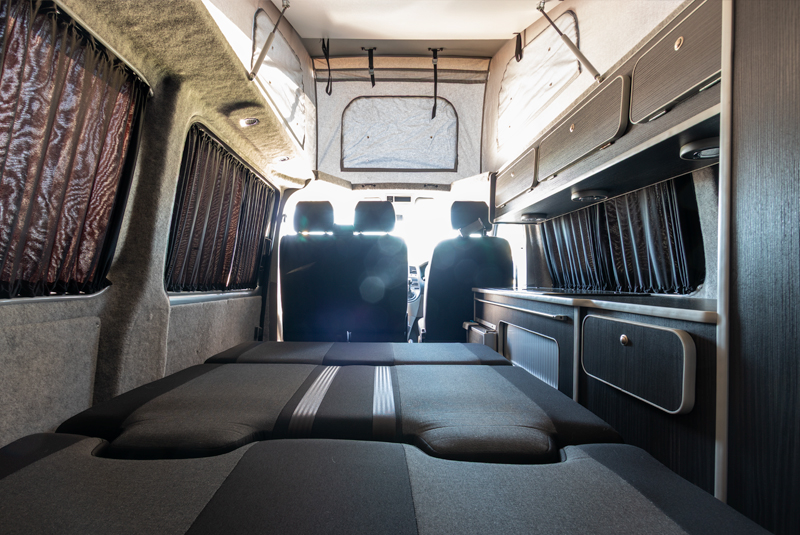 VW Transporter T5.1 140bhp SWB Monte Carlo Sportline - Rear Looking Through