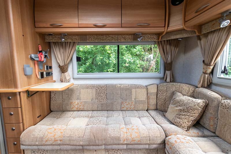 Autocruise Starlight Cab Over Sleeper - Left Seat