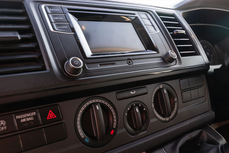 VW Transporter T6 140bhp Sportline Camper - Media Player