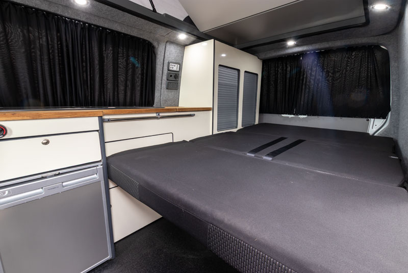 VW Transporter T5.1 140bhp Camper Tailgate - Bed