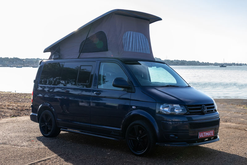 VW Transporter T5.1 140bhp SWB Highline Autohaus Ashton - Front Right Roof Up