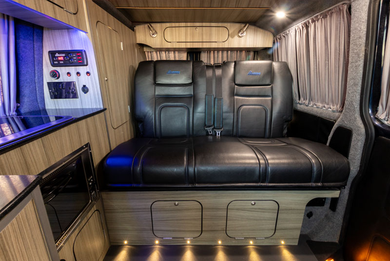 VW Transporter T5.1 140bhp SWB Highline Autohaus Ashton - Rear Seats