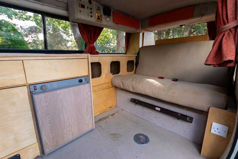 Transporter T25 85bhp Autohomes Komet Hightop Camper Van - Interior