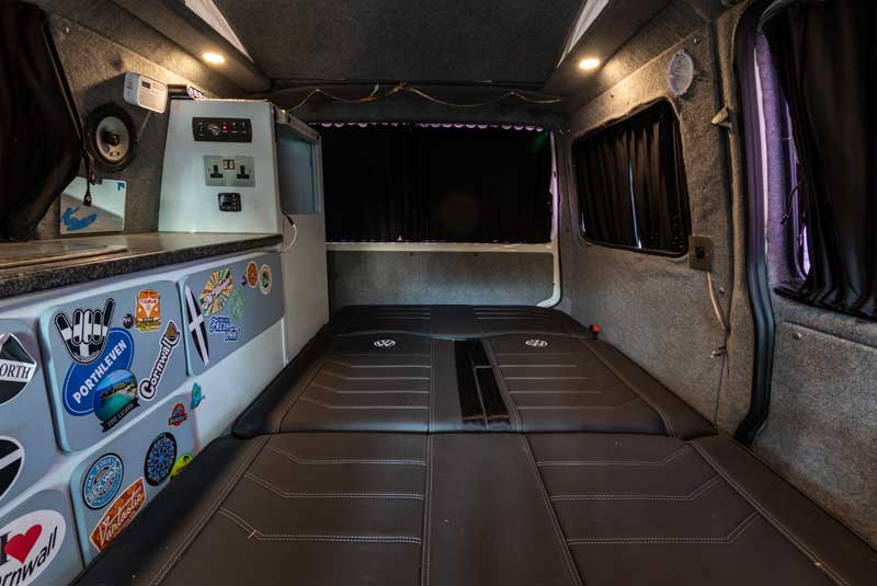 VW Transporter T4 110bhp SWB Camper Van - Looking Through