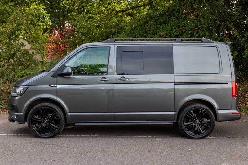 VW Transporter T6 140bhp SWB Kombi - Left Side
